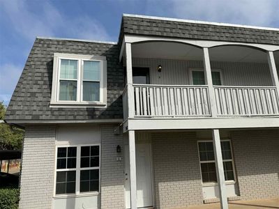 11413 N May Ave APT B