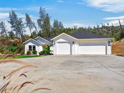 9199 Laurel Glen Dr