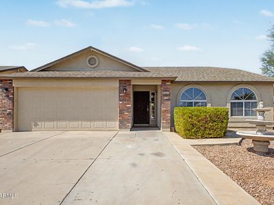 4986 E MAGNUS Drive