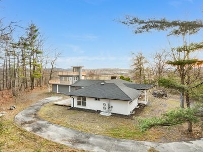 233 Forest Hill Drive