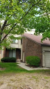 5872 Vassar