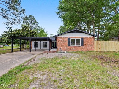 2419 Avenido Del Pinar St
