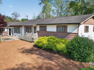 798 Liberty Rd