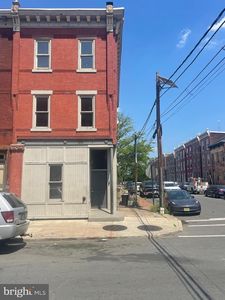 102 N Stockton St