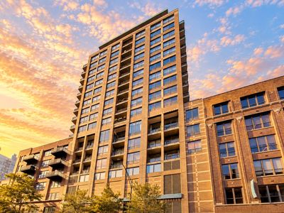 400 W Ontario St APT 502