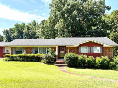 101 Colonial Dr