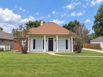 Property at 1465 Ironwood Dr, Denham Springs, LA