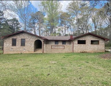 14 Bittersweet Ln
