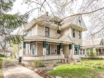 1425 N Central Ave
