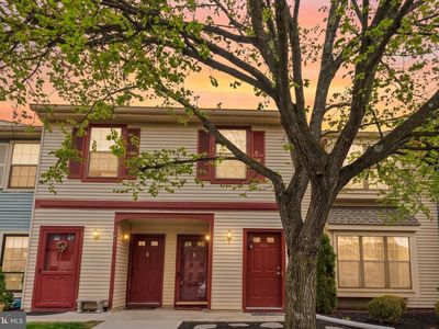 165 Wyndham Pl