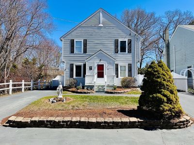 62 Edgemere Blvd