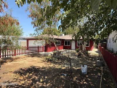 Property at 808 Stanislaus St, Maricopa, CA