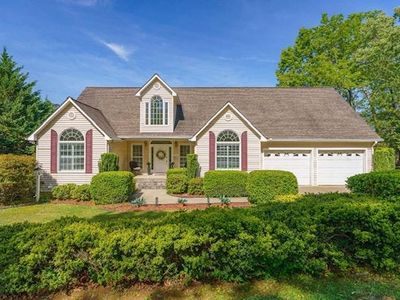 178 Windy Valley Ln