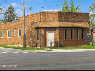 268 W Lincoln Hwy