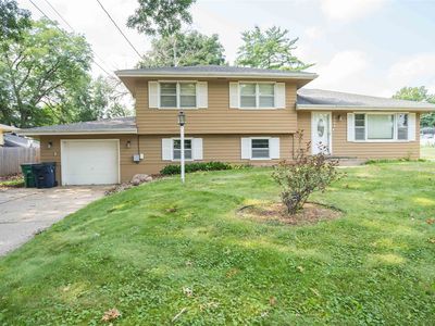 3304 Hillsdale Dr