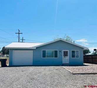 1098 Scott Circle