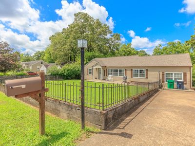 3608 Wimberly Ln