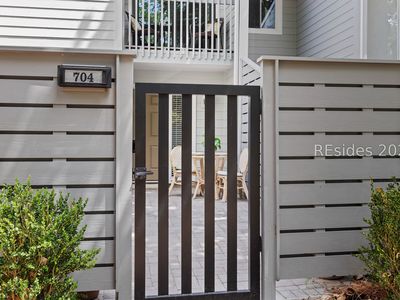 63 Shipyard Dr APT 704