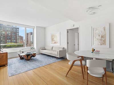 2 River Ter APT 17F