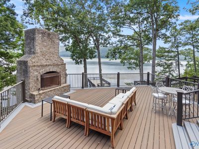 2131 Lookout Mountain Dr