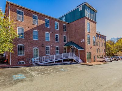 Property at 25 Cedar St Unit 3, Amesbury, MA