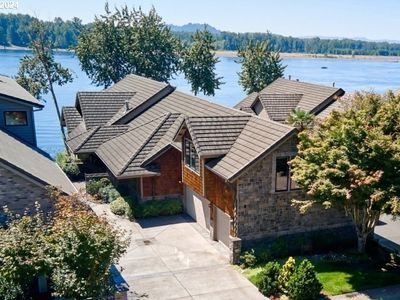 15421 SE Rivershore Dr