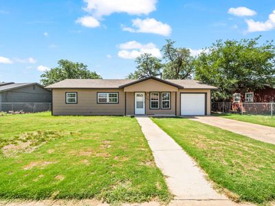 Property at 2614 E Cornell St, Lubbock, TX