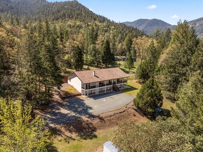2295 W Evans Creek Rd