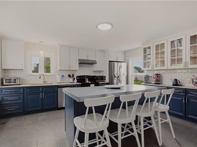 226 Turnpike Ave