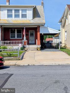 418 Fairview St
