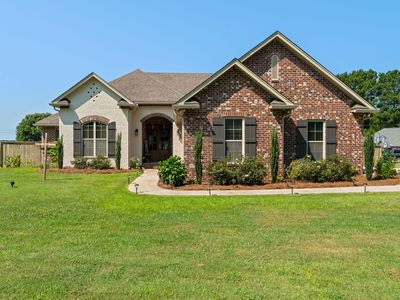 215 Nobles Rd