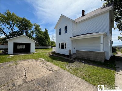 307 W Oak St