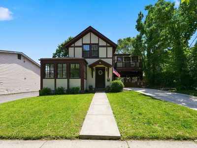 1115 W Washington Blvd