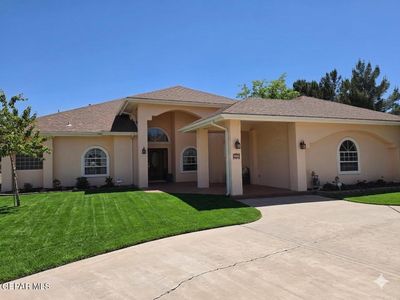 585 Anahuac Ave