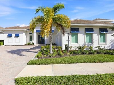 11420 Canal Grande DR