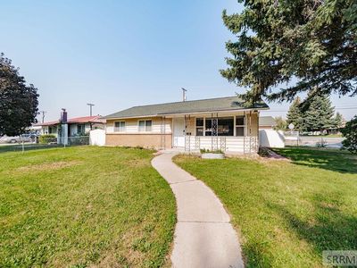 556 Westhill Ave