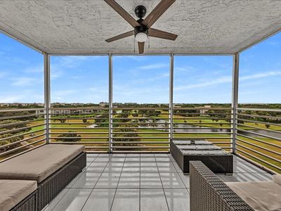3520 Oaks Way #904