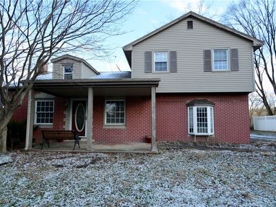 8391 Youngstown Pittsburgh Rd