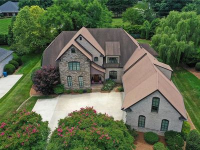 310 James Way