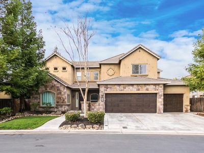 10940 Saint Moritz Cir