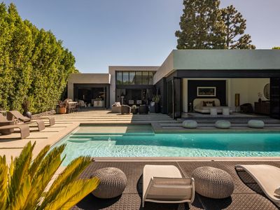 7139 Macapa Dr