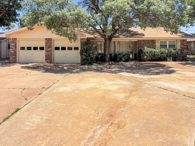 Property at 1803 E Buckley St, Brownfield, TX