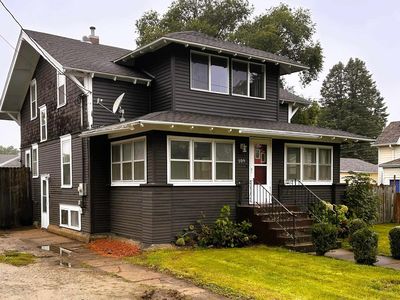 109 N Lincoln St