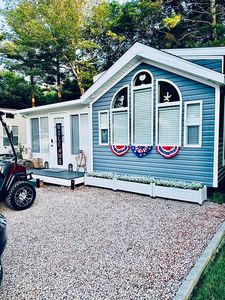 118 Dunns Corner Rd #240