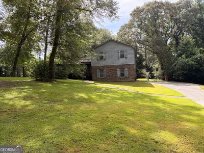 7194 Everett Dr