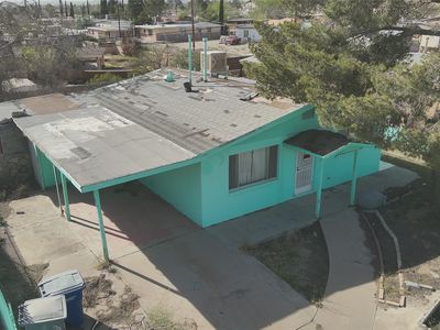 623 La Paz Dr