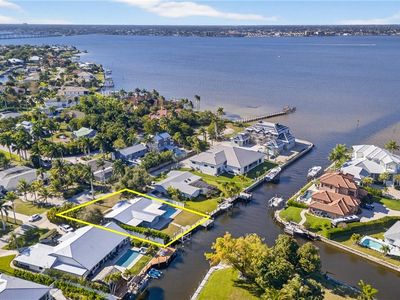 541 Bayside Dr