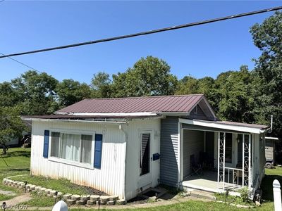 306 Walnut St