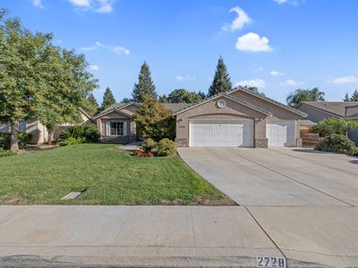 2728 W Oakridge Avenue