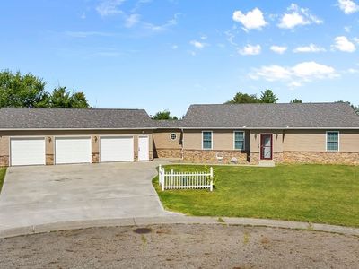 1993 Park Commons Cir NE